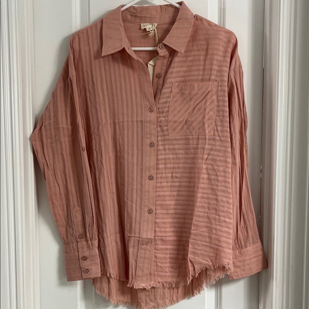 NWT Hem and Thread Striped Button-Up Shirt in Pink Size Small